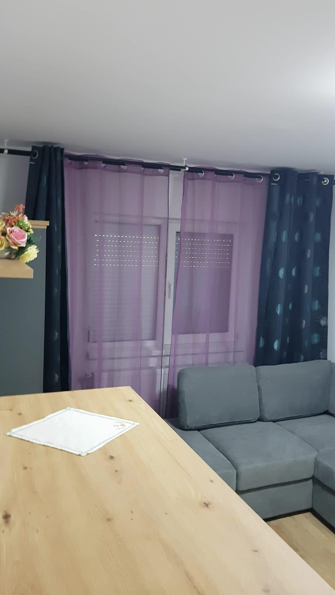 Închiriez apartament cu 4 camere