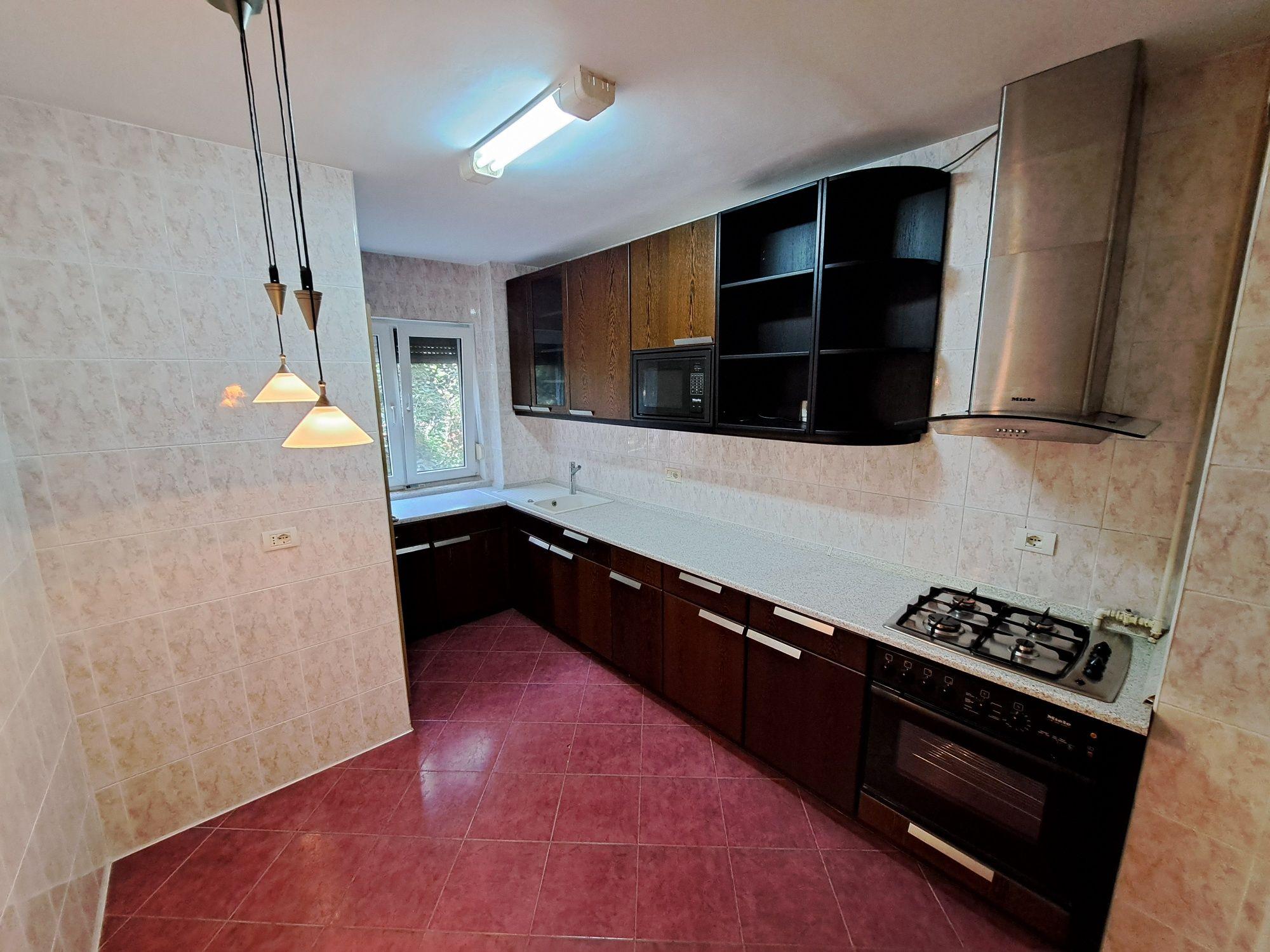 Apartament 4 camere zona Vlaicu, Lebada, Z-uri, etaj 3