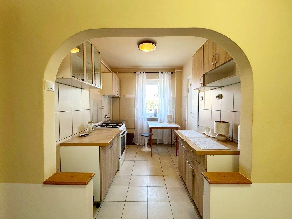 Inchiriez apartament cu 2 camere langa Stadionul UTA la etajul 1