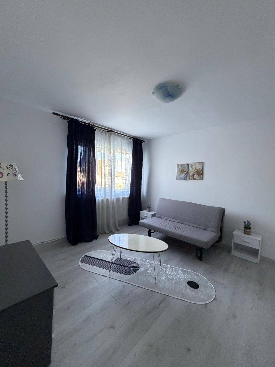 9 Mai ( Liceul Sportiv )- garsoniera moderna in bloc de apartamente - imagine 1