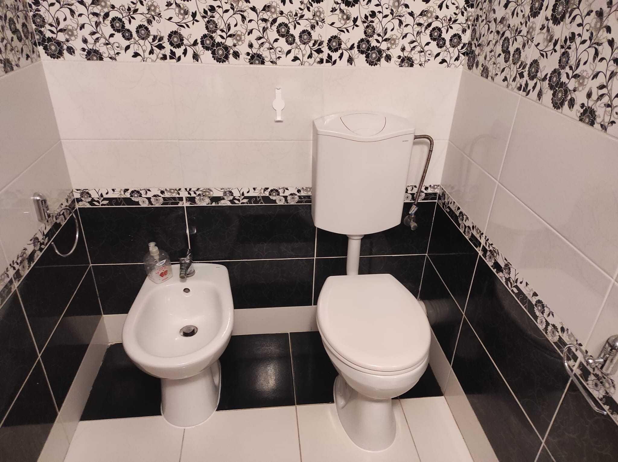 Proprietar, vand apartament 2 camere.