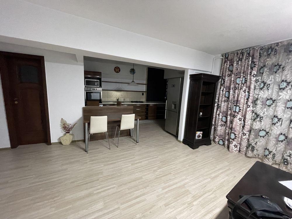 Apartament 3 camere ultracentral - imagine 1