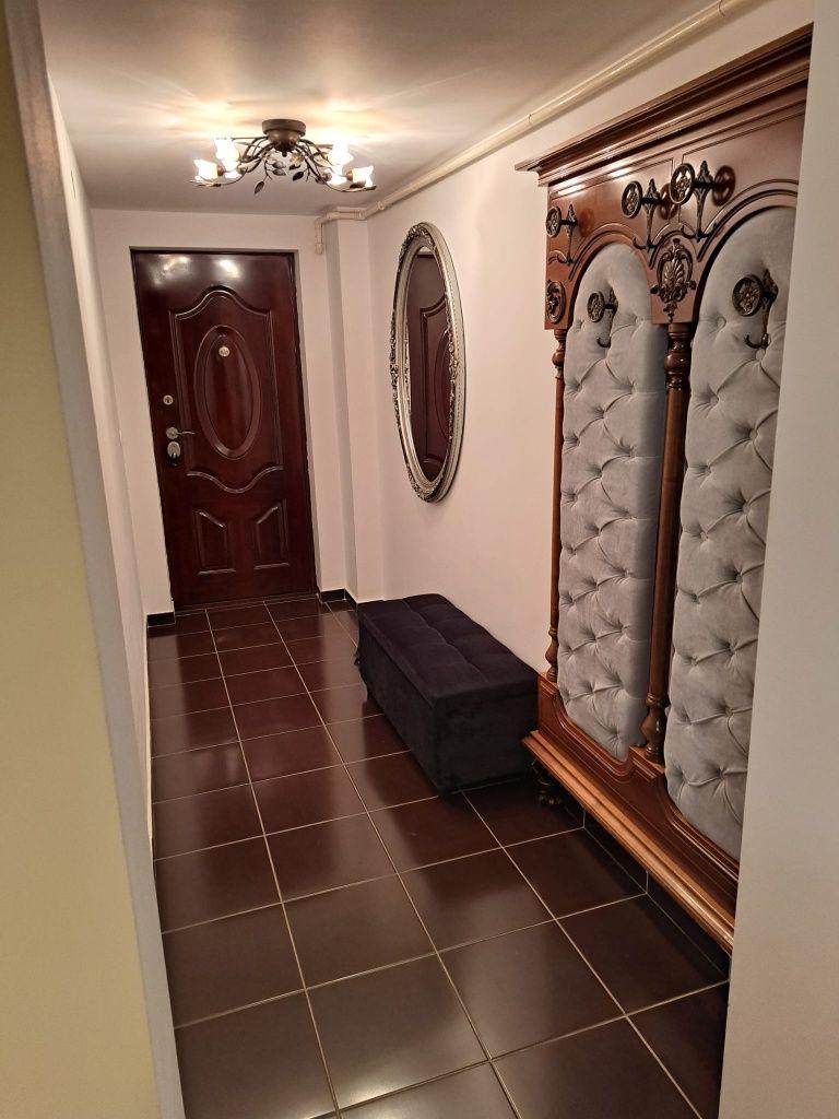 Inchiriez sau vând apartament 3 camere - imagine 1