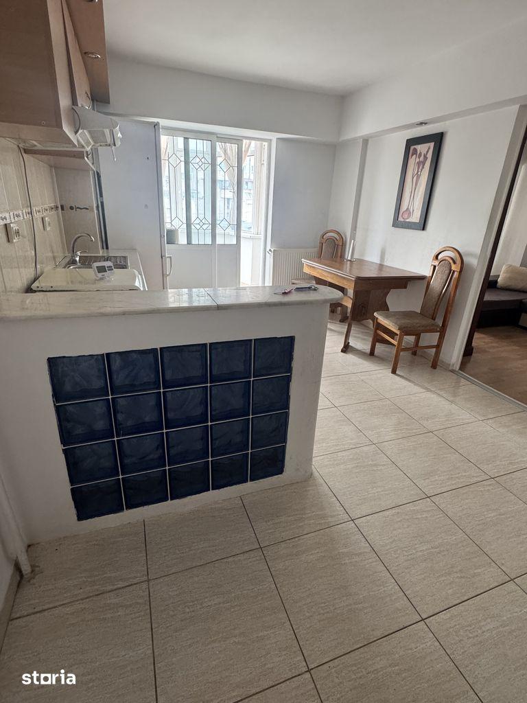 Apartament 2 camere, Calea Națională – Etaj 2, poziție excelentă