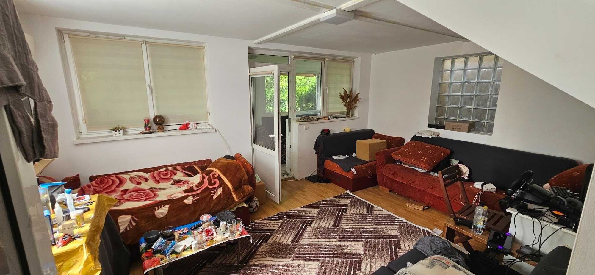 Vând apartament cu 4 camere si gradina la parter - imagine 1