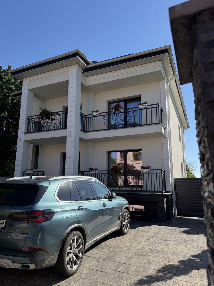CASA ZONA CENTRALA D+P+1 vanzare sau inchiriere - imagine 1