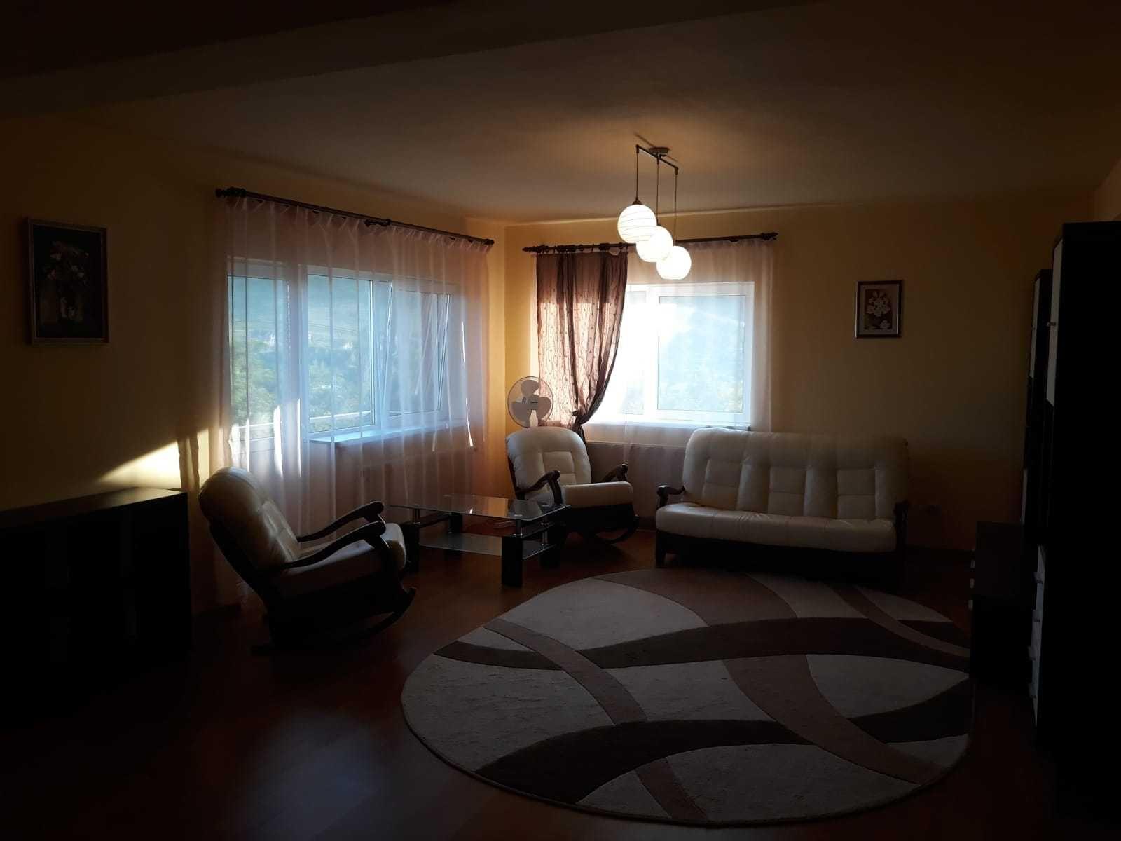 Inchiriez apartament 2 camere - imagine 1