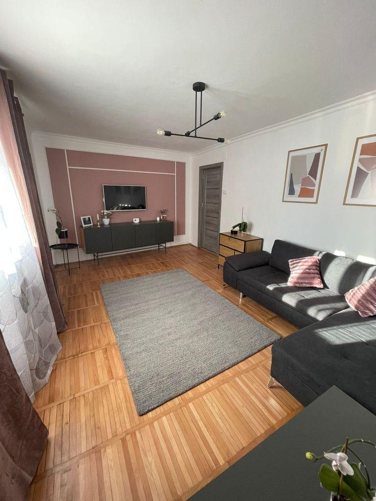 Închiriez apartament cu 2 camere in zona Aurora - imagine 1
