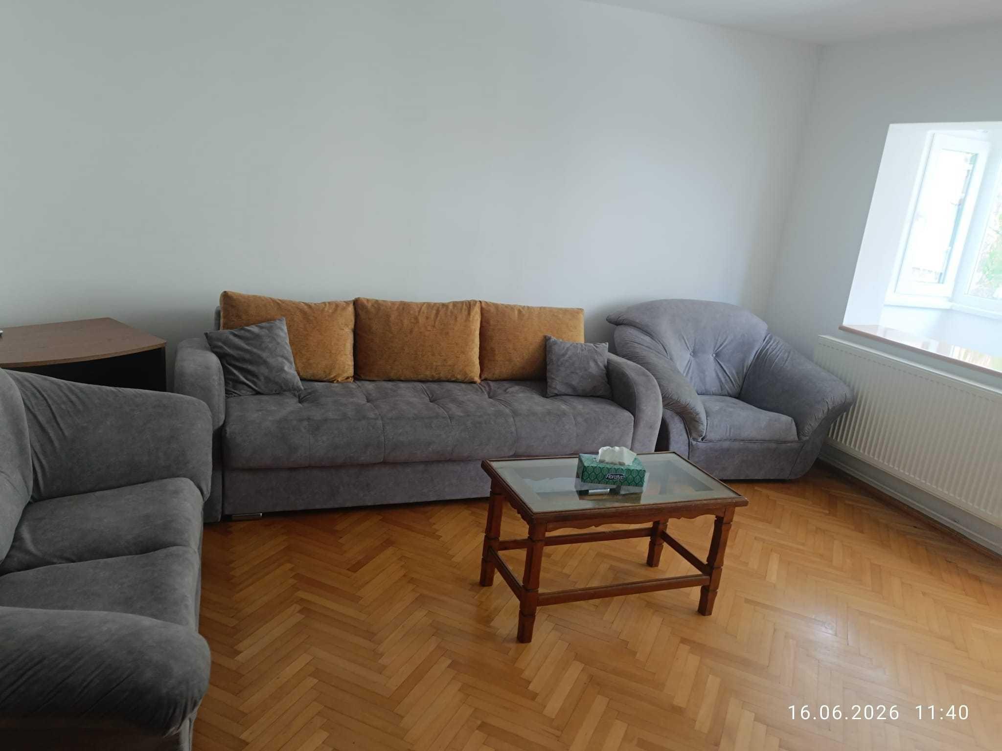 Apartament de închiriat - imagine 1
