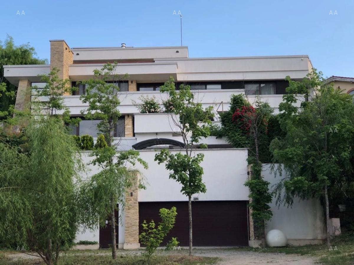 "VILA ARGHEZI" - zona Tineretului, Sector 4, 823 mp construiti