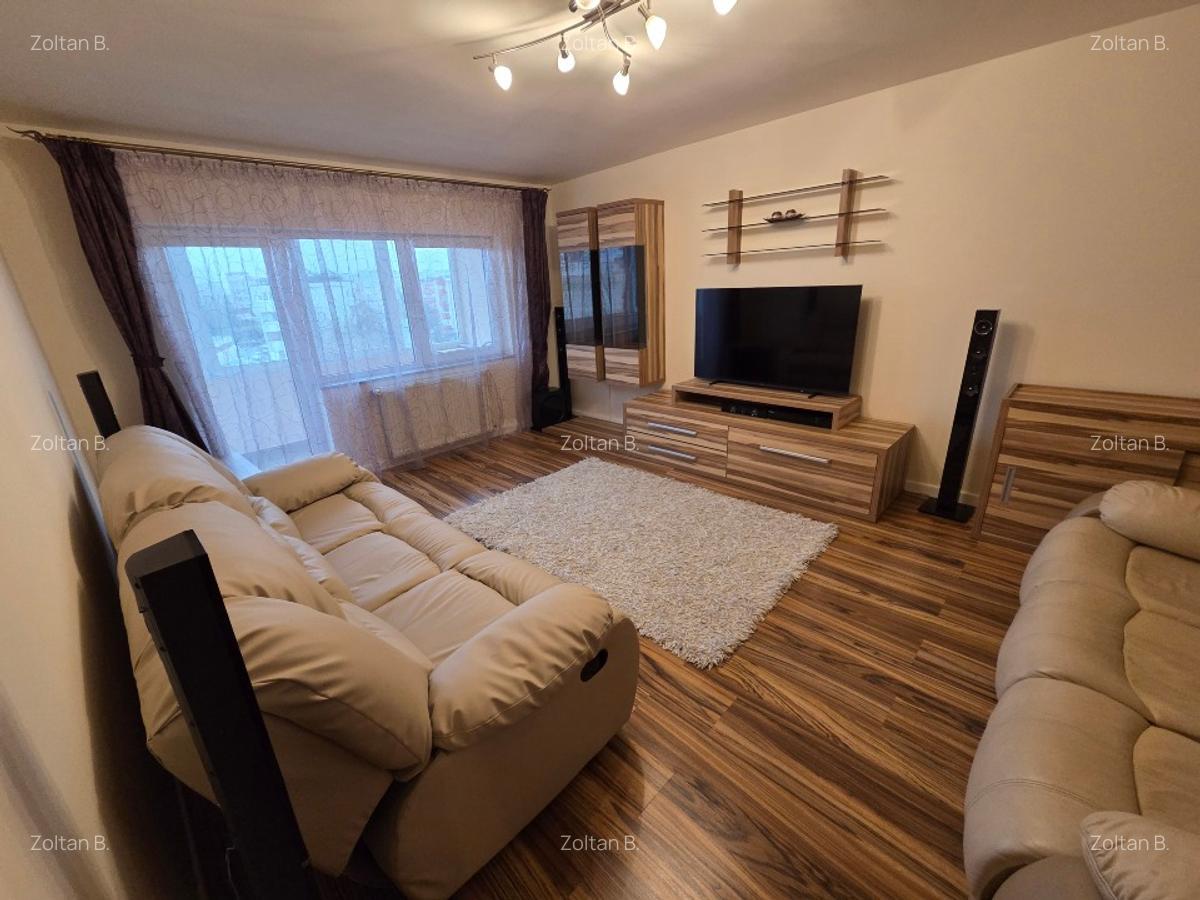 Apartament 4 camere renovat nou, 100mp,  finisat modern - zona The Office