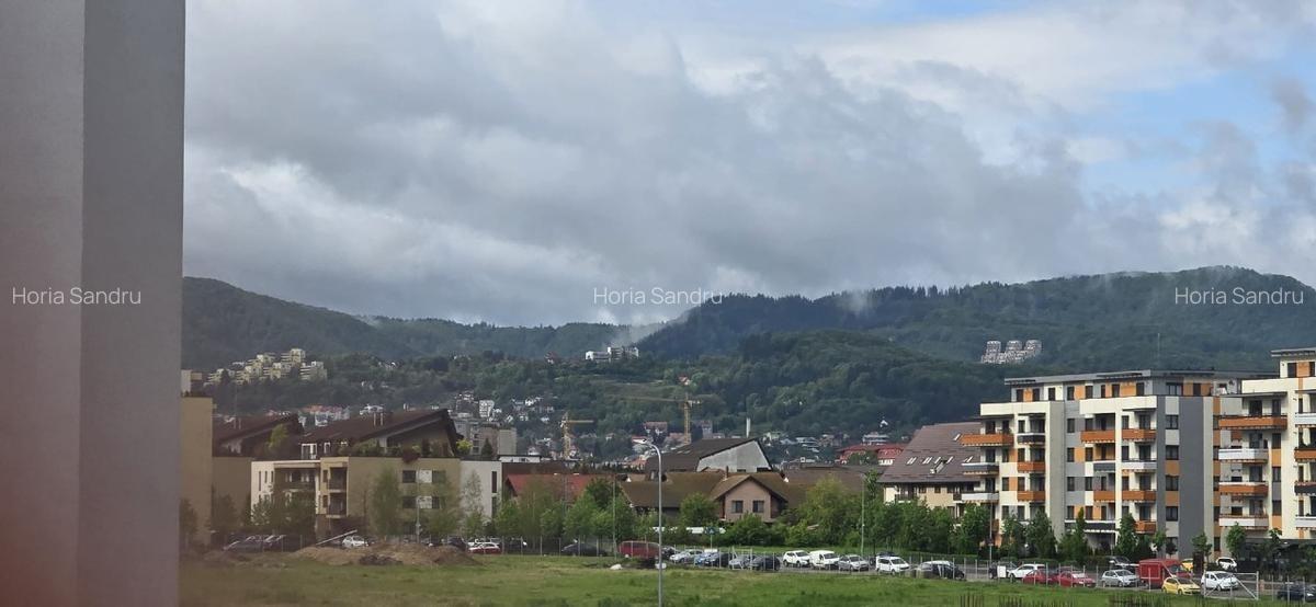 Ap. 2 camere Tractorul - Ozone Resedince – etaj 2, balcon, direct proprietar - imagine 1