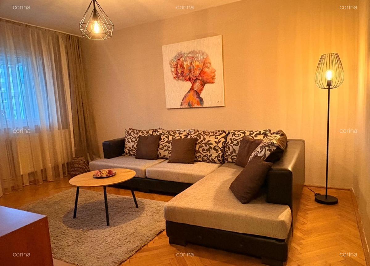 Inchiriez apartament 2 camere Paraului view superb