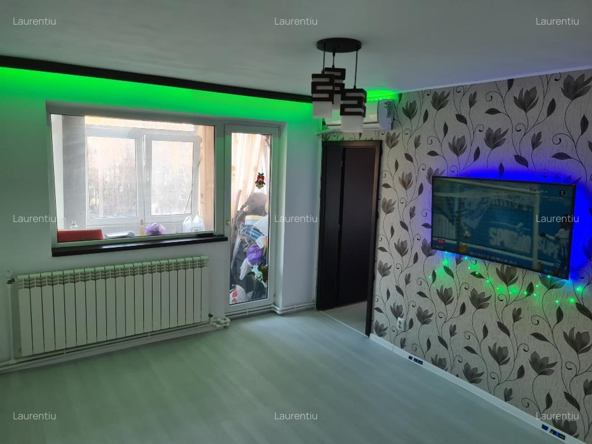 Apartament 4 camere !! PERSOANA FIZICA !! INEL 2 - imagine 1