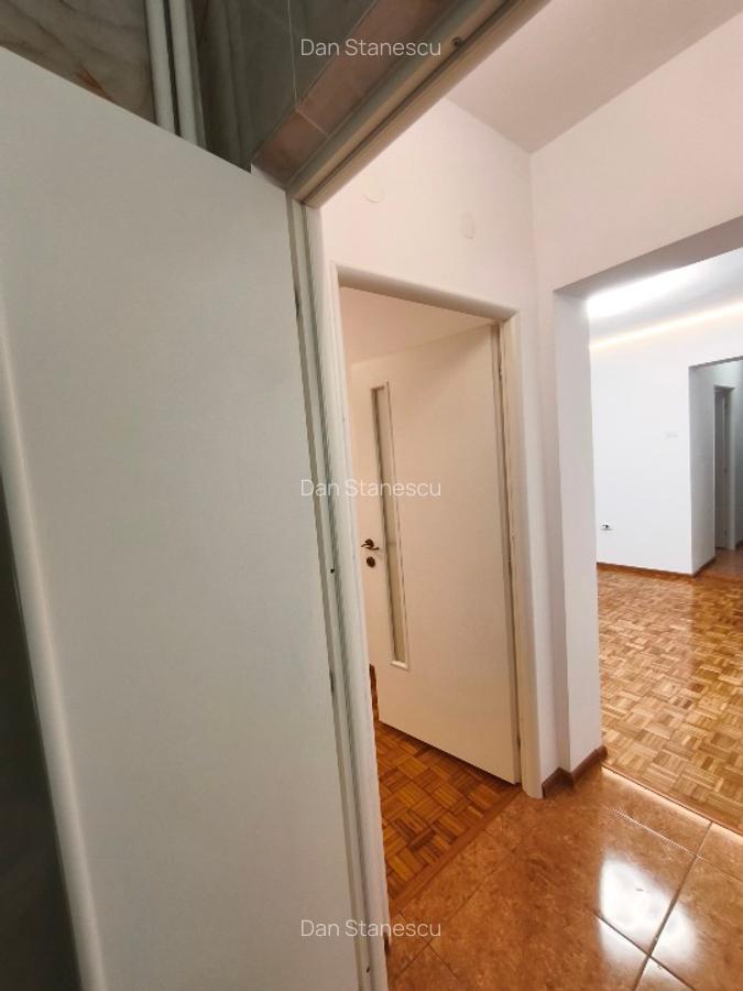 Apartament renovat integral, impecabil, ideal investiție. - imagine 1
