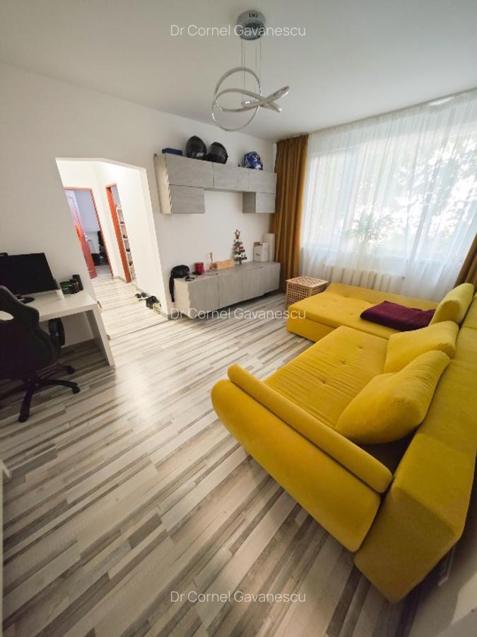Apartament 3 camere - Metrou 1Mai/Calea Grivitei - imagine 1
