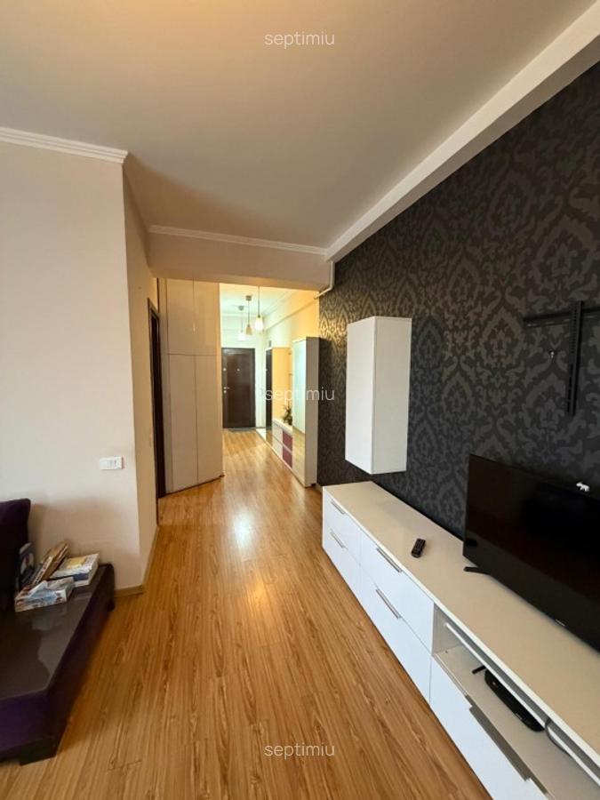 apartament feldioara - imagine 1