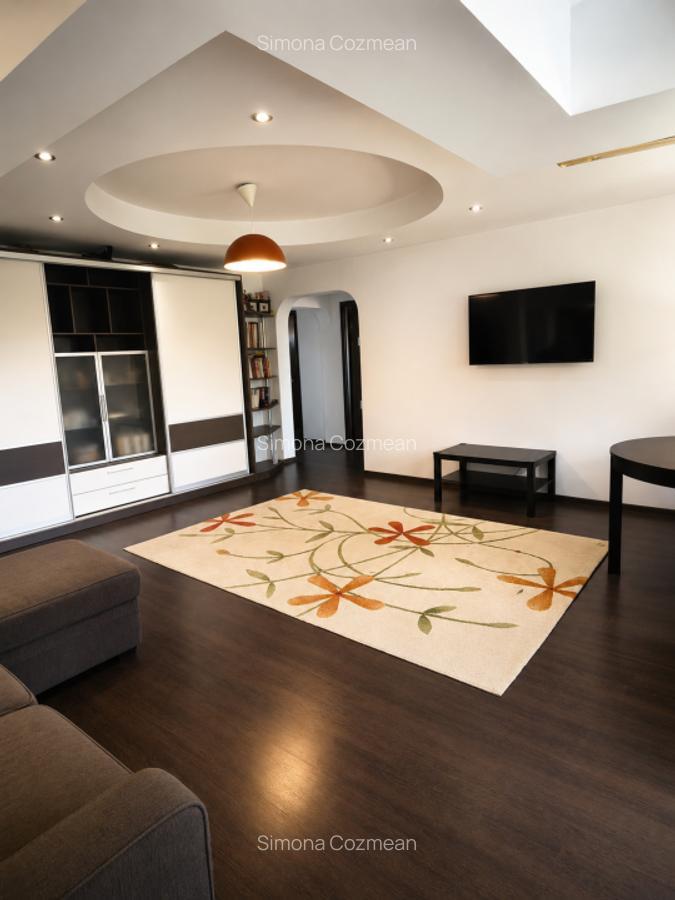 Proprietar, vand apartament 3 camere, mobilat si utilat, zona Unirii – Traian