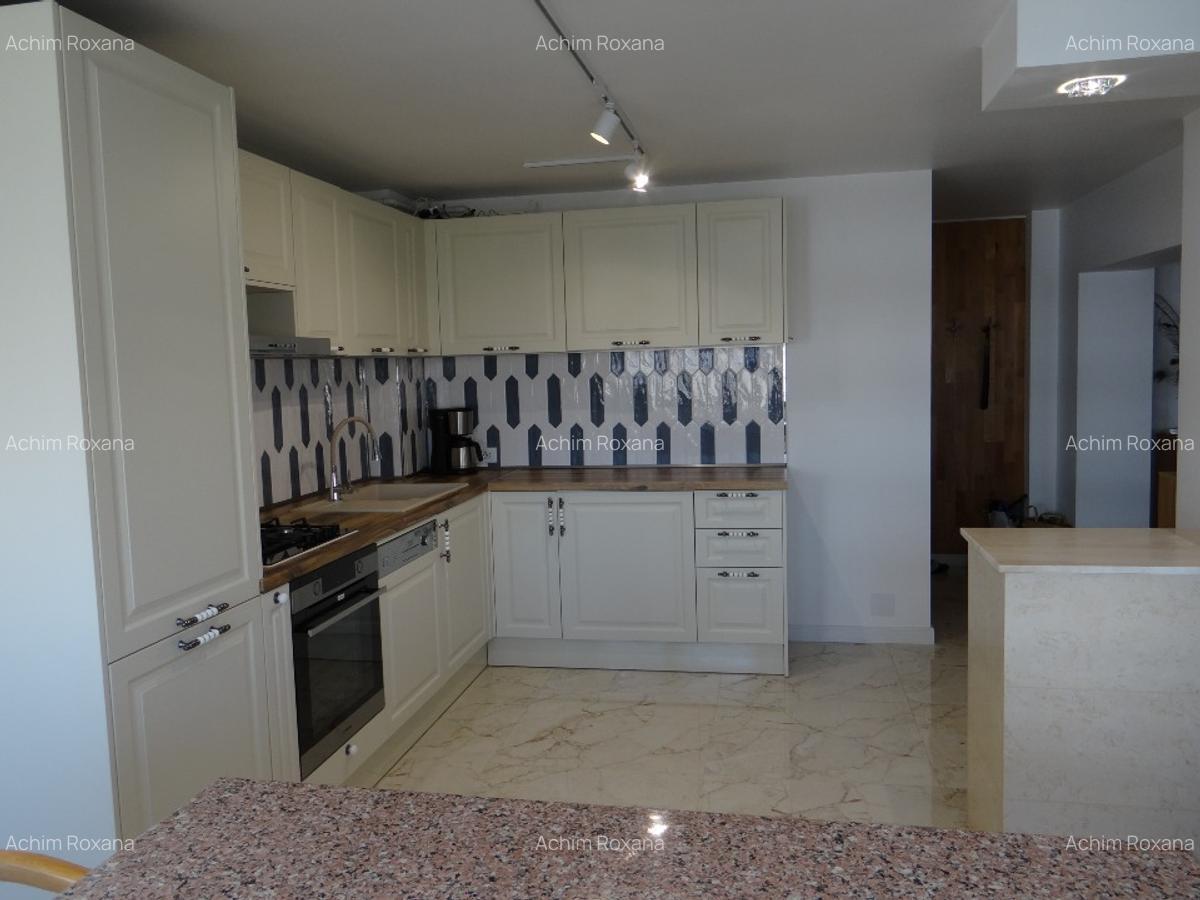 inchiriere de inchiriat apartament 3 camere Bulevard  Decebal