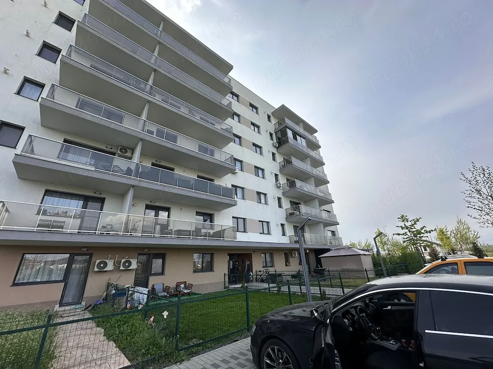 Apartament cu 2 camere și loc de parcare inclus 470  luna