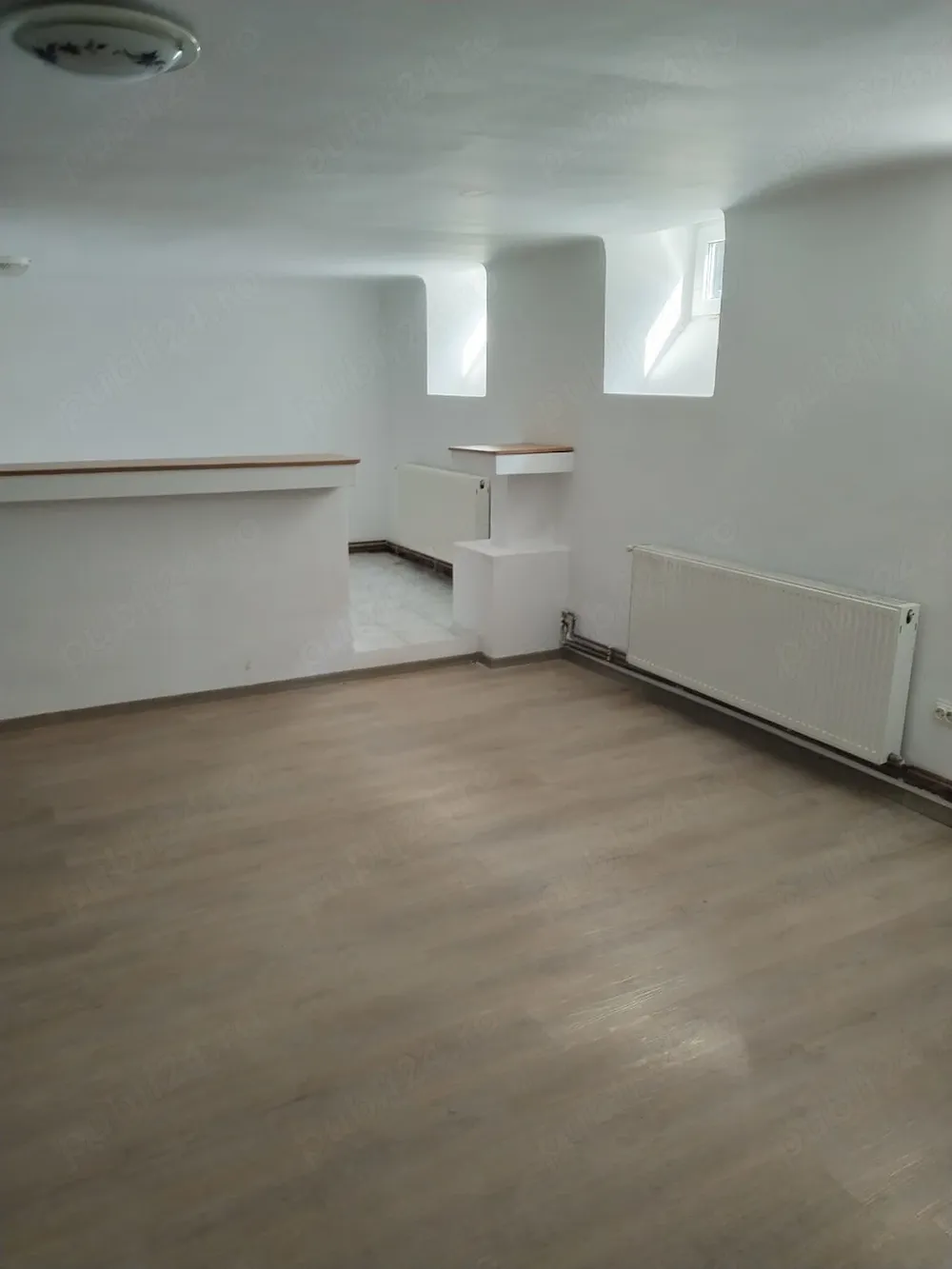 de vânzare apartament cu 2 camere la demisol, Cluj Napoca str. Eistein nr 15 - imagine 1