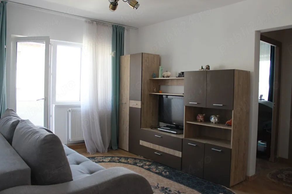 - PROPRIETAR ..Vând Apartament in cLUJ Npoca, cartier  Mănăștur, la Cheie !!