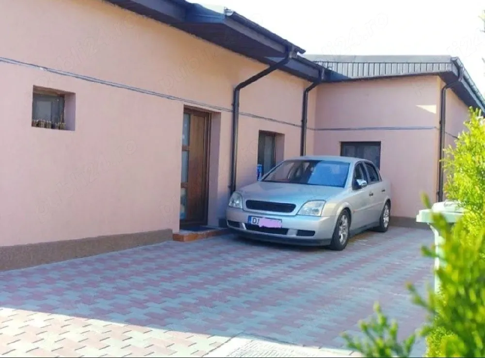 Casa + teren 653 mp Craiova, zona 1, str. Fluturi