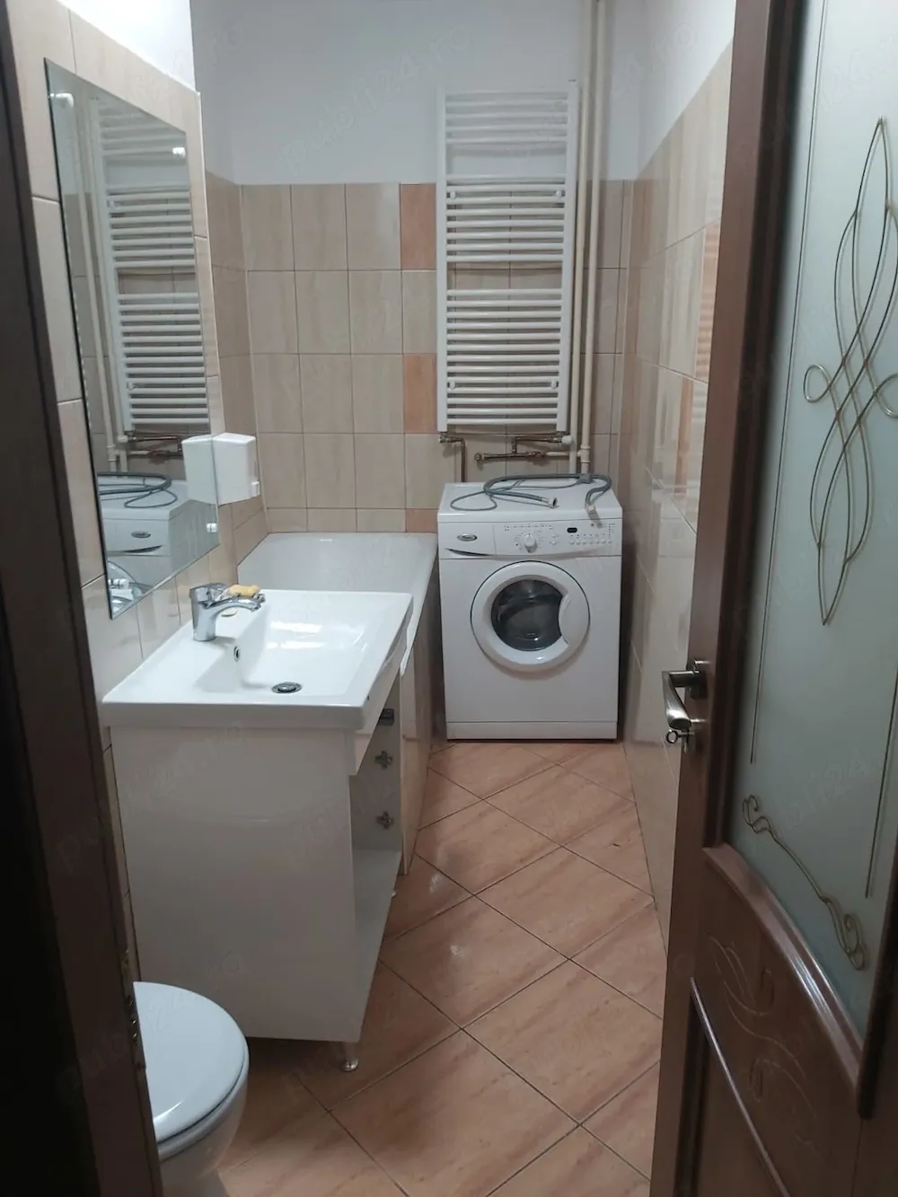 Inchiriez garsoniera Vitanul nou et 1 8, A C, renovata, mobila si electrocasnice noi - imagine 1