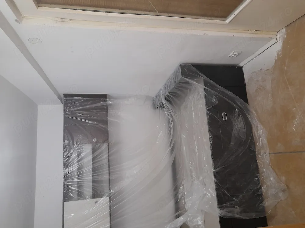 Apartament 3 camere 36 mp