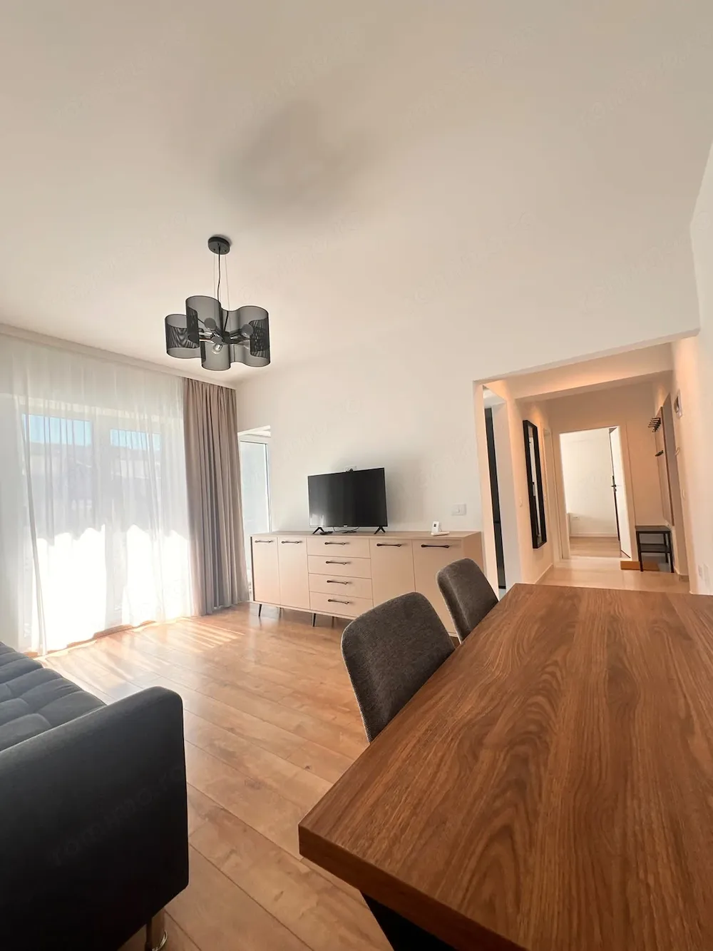 Închiriez apartament 2 camere Păcurari - Contemporan Homes