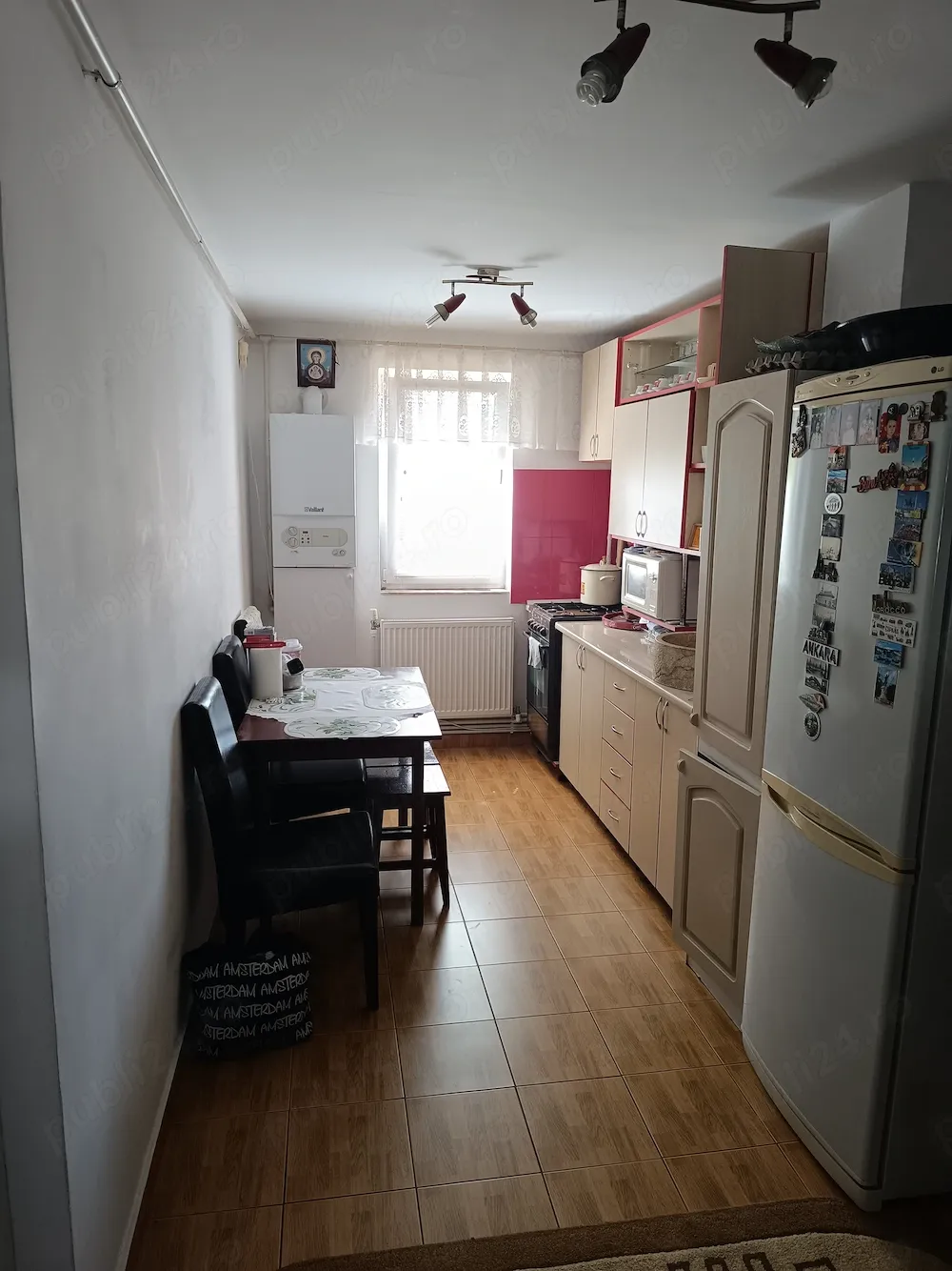 Apartament 2 camere, decomandat, Micro 5