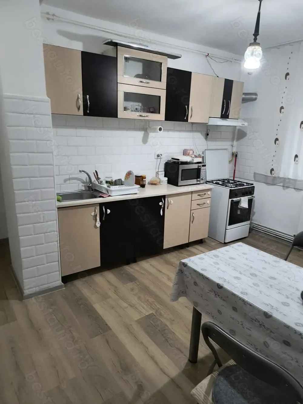 Apartament 2 Camere, Decomandat Etaj 1