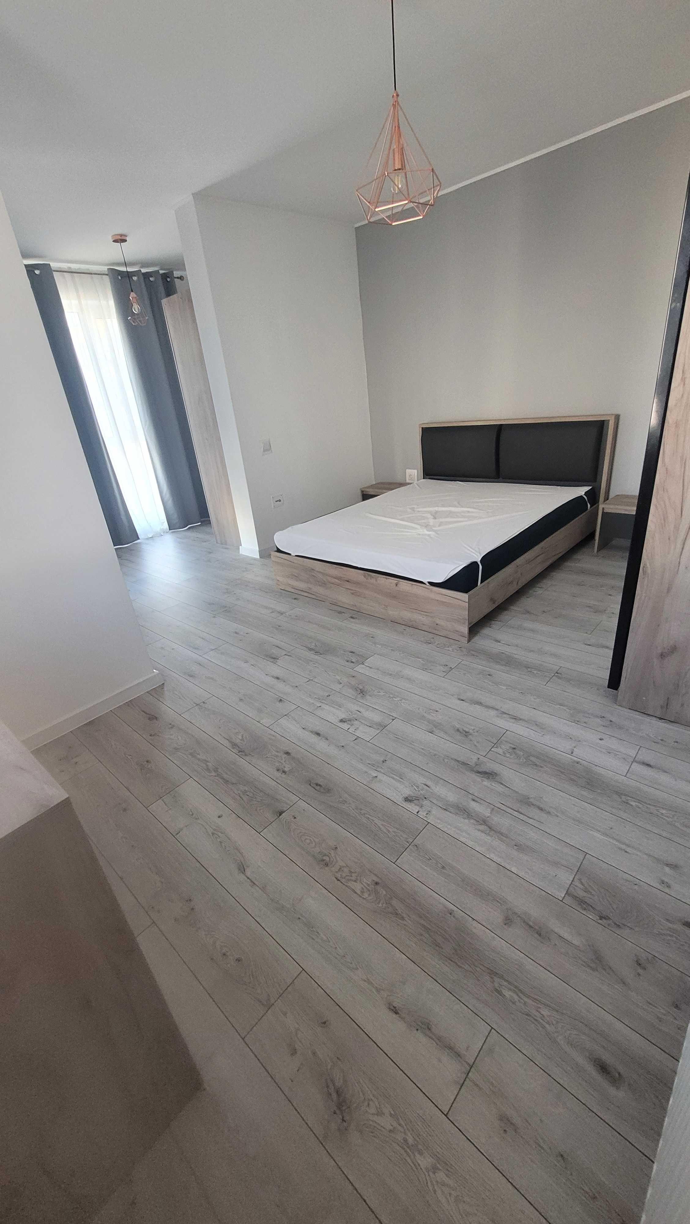 Pers fizica inchiriez apartament 2 camere Floresti parcare subterana inclusa. Preț 1800 RON