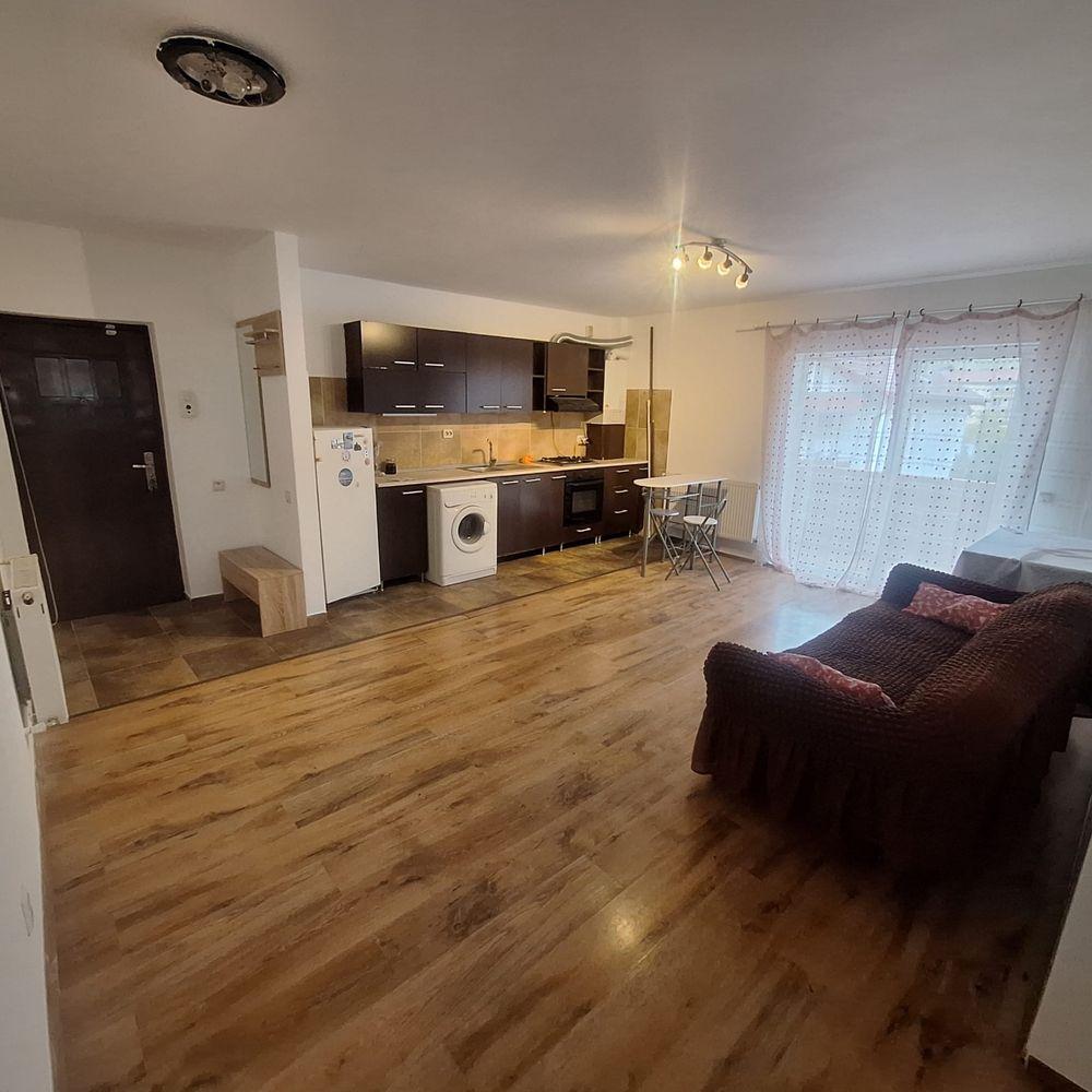 Inchiriez apartament cu 2 camere