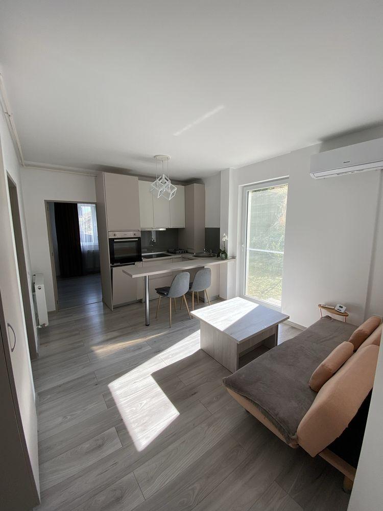 Inchiriez apartament cu 3 camere in Floresti zona BMW