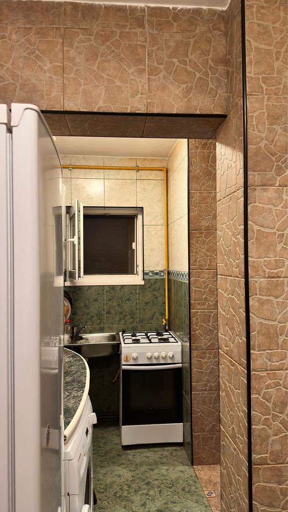 DE INCHIRIAT Apartament cu doua camere decomandat