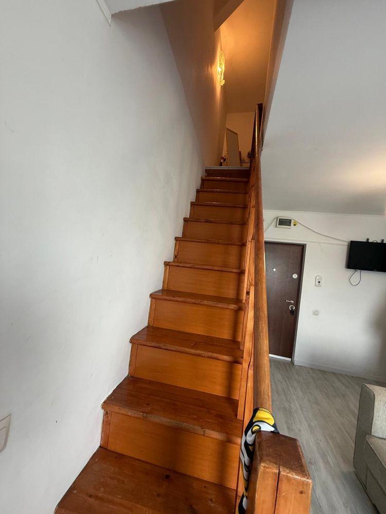 Apartament cu 2 camere la mansarda