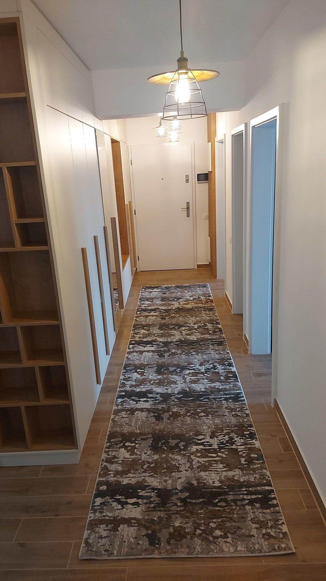 Apartament 3 camere zona centrala - imagine 1