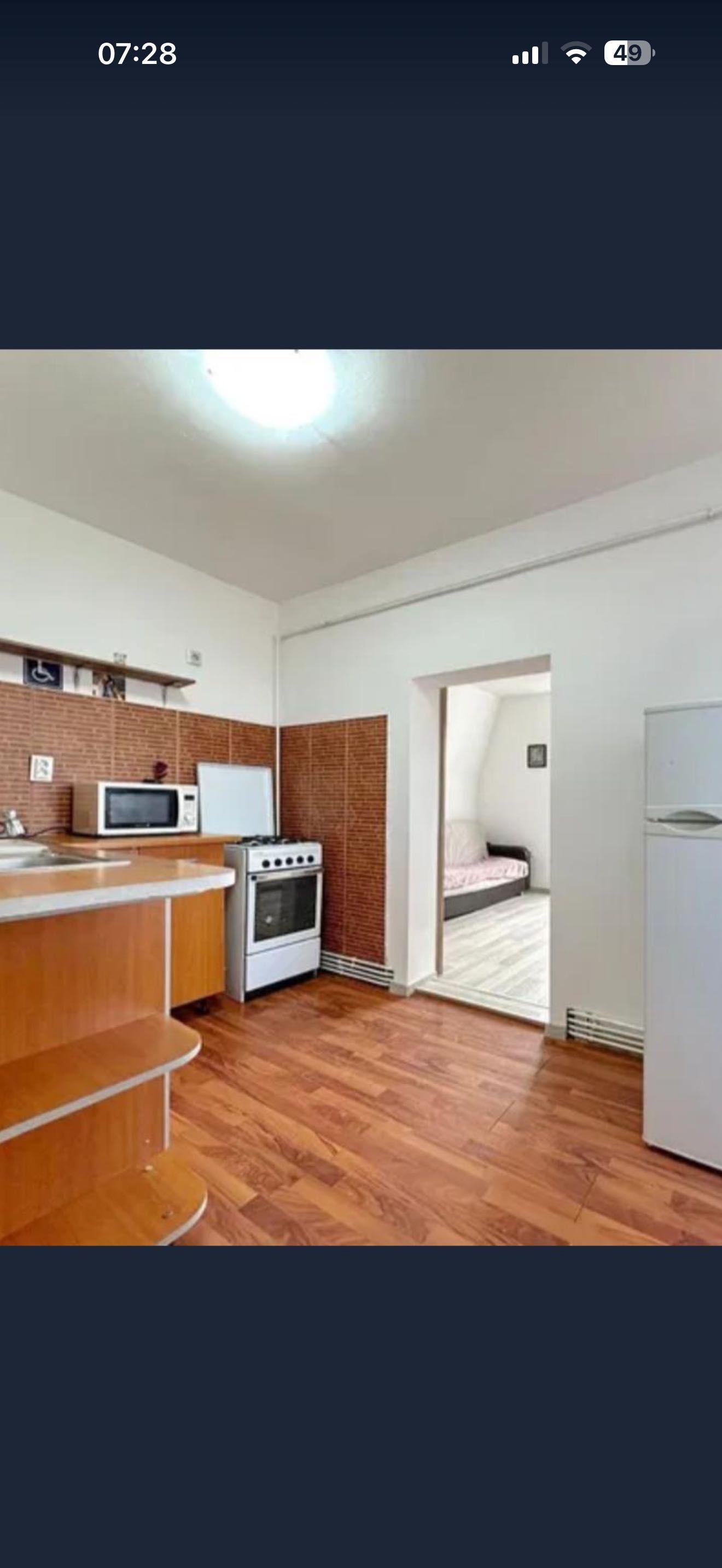 Garsonieră central 300€