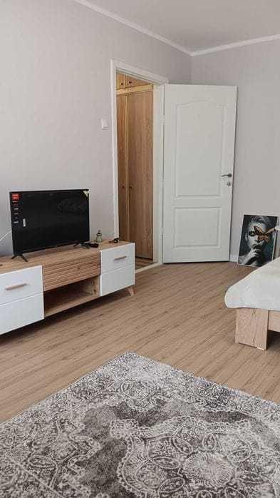 Garsoniera de închiriat