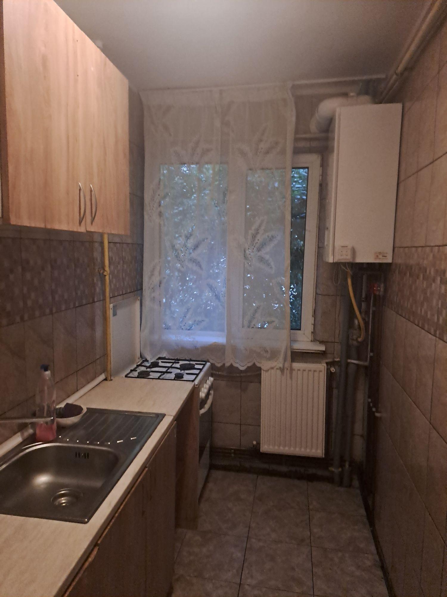 De inchiriat apartament