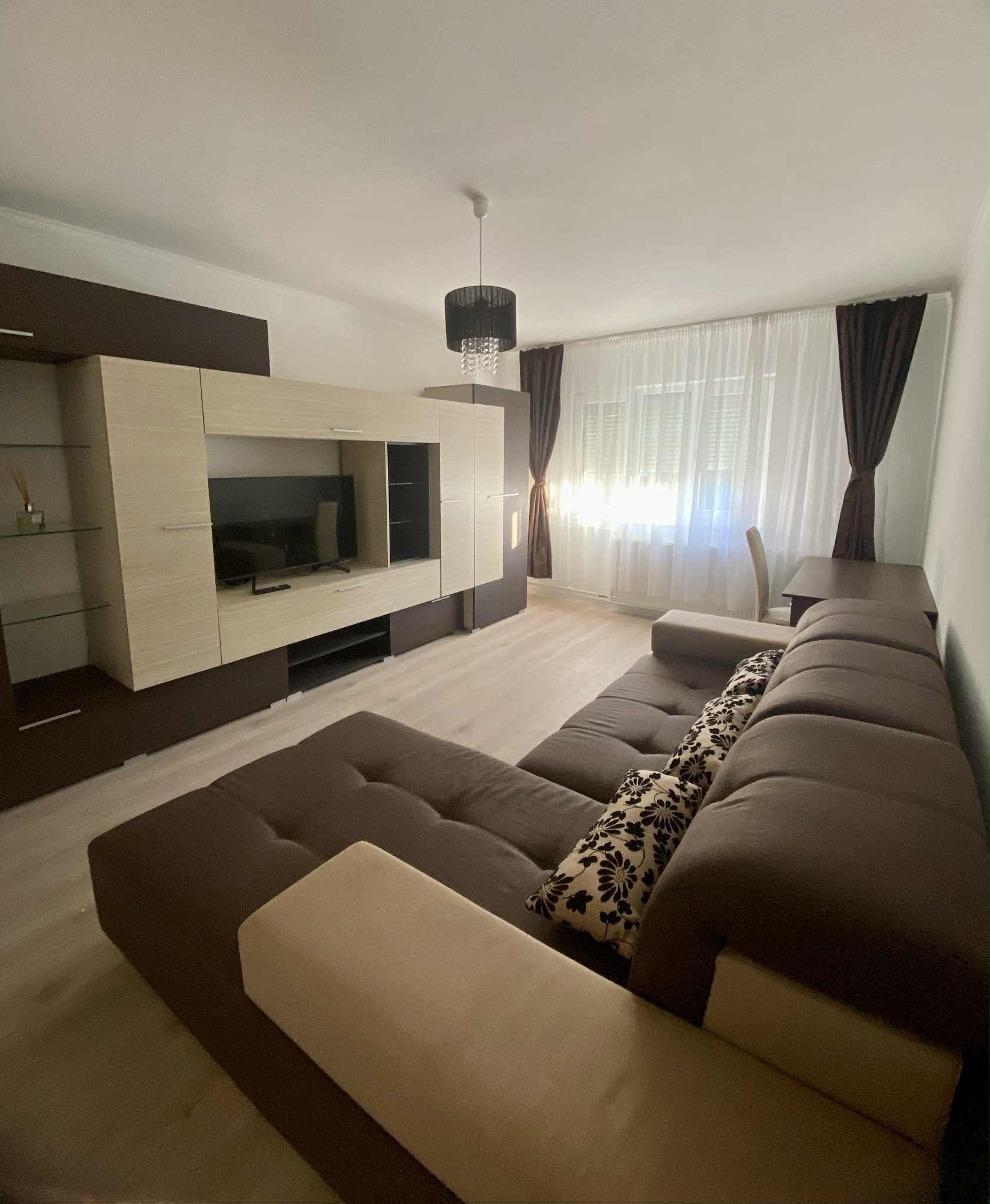 Inchiriez apartament PB cu 2 camere rogerius et 3 din 4