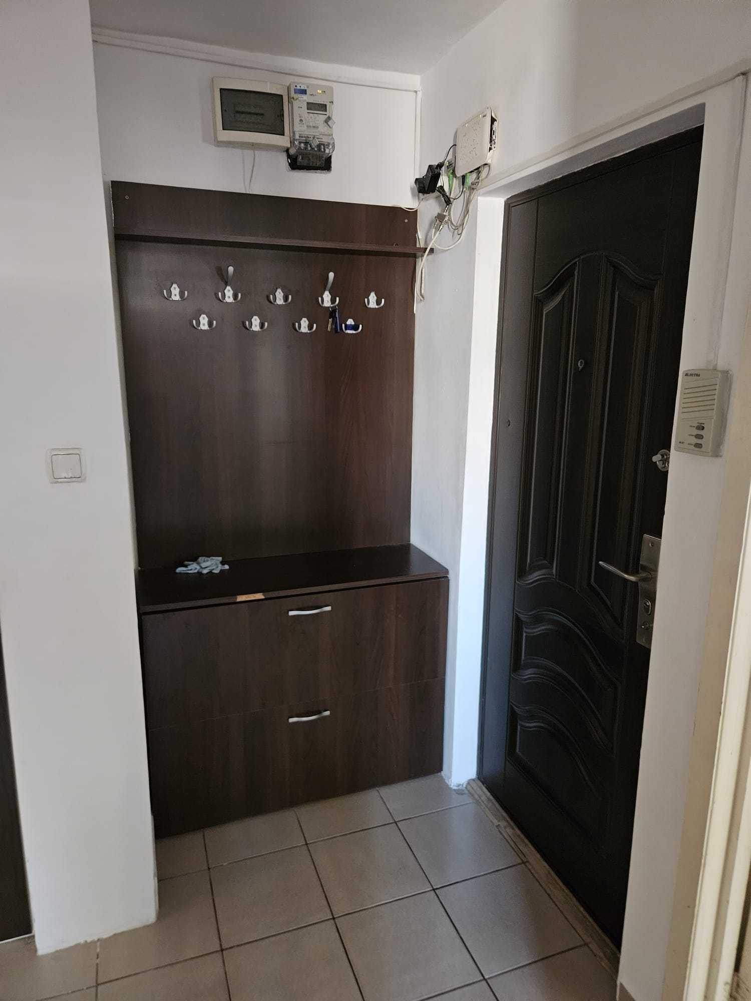 Apartament de închiriat