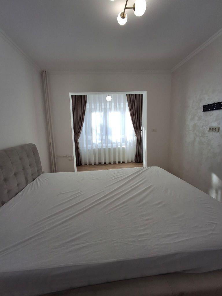 Chirie apartament cu 3 camere renovat complet