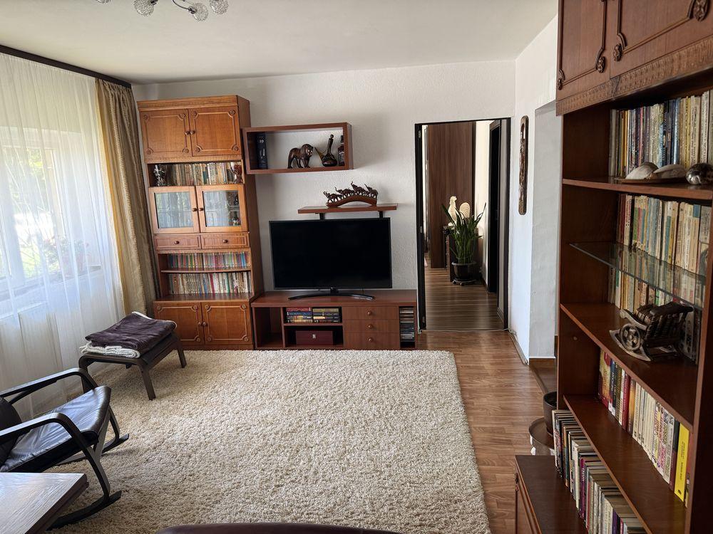 Apartament mobilat/4 camere/2 bai/parter/Eroilor/94mp - imagine 1