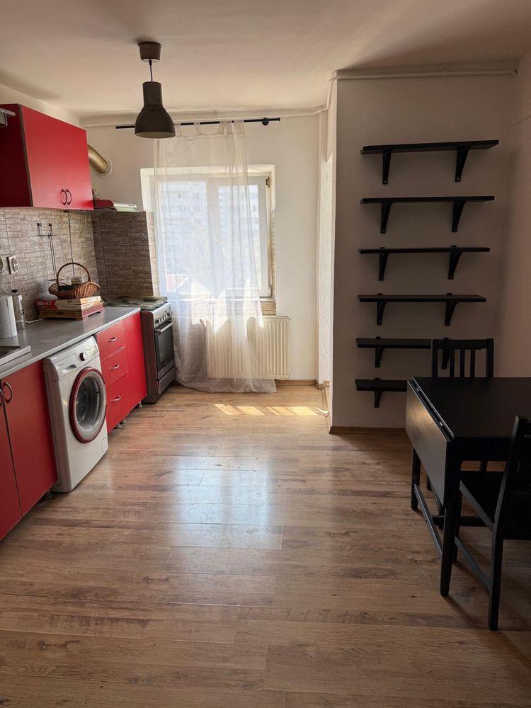 Apartament două camere de închiriat, Drumul Sării, 450 de euro/lună