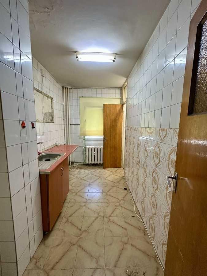 Drumul Taberei,zona Bd 1 Mai,Decomandat,2 bai, 72mp,5-6 min Metrou Favorit
