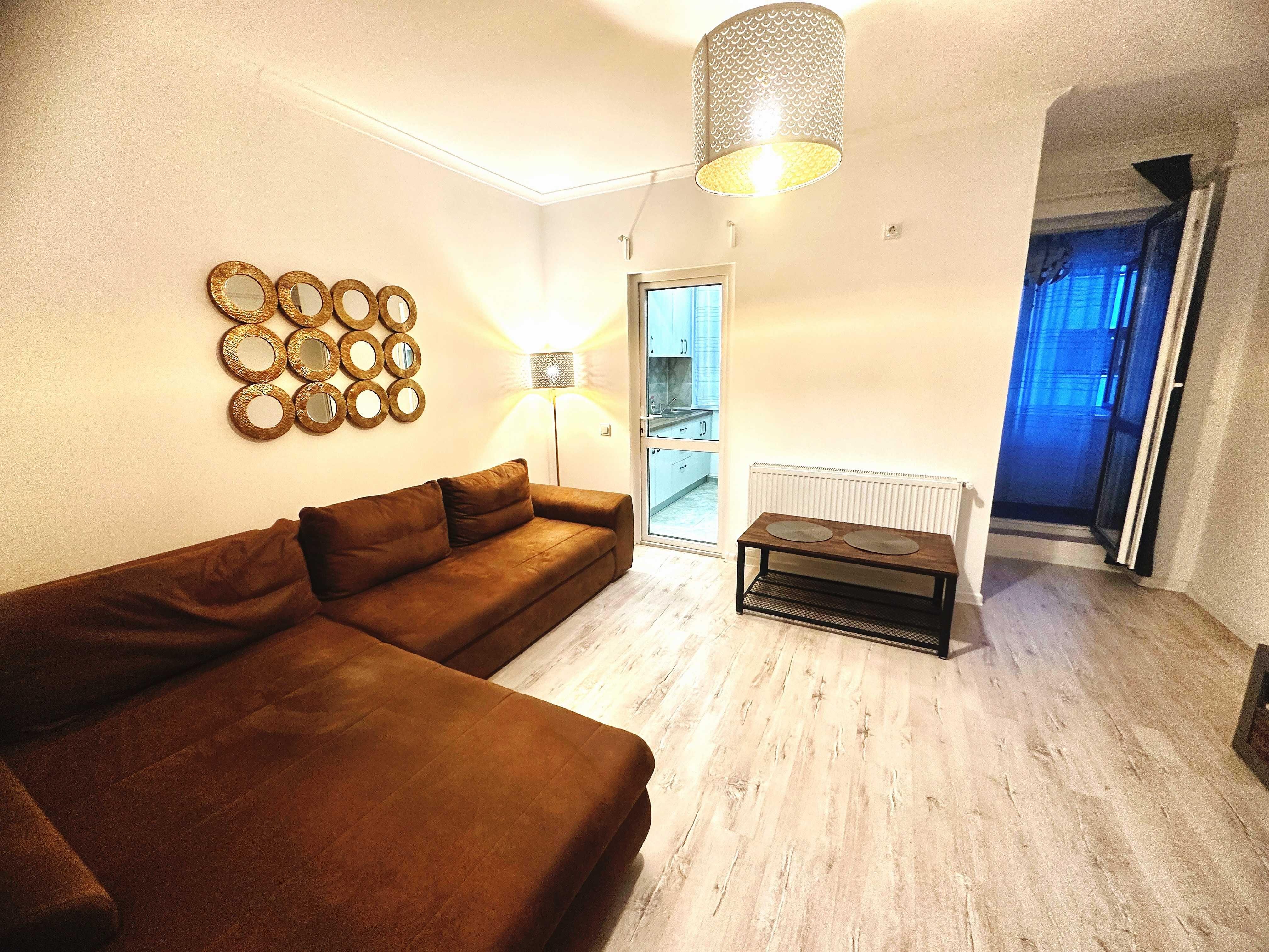 DIRECT PROPRIETAR – Garsonieră de vânzare – 32 MP – ETAJ 4/7 – Mobilată – 55.000 € - imagine 1