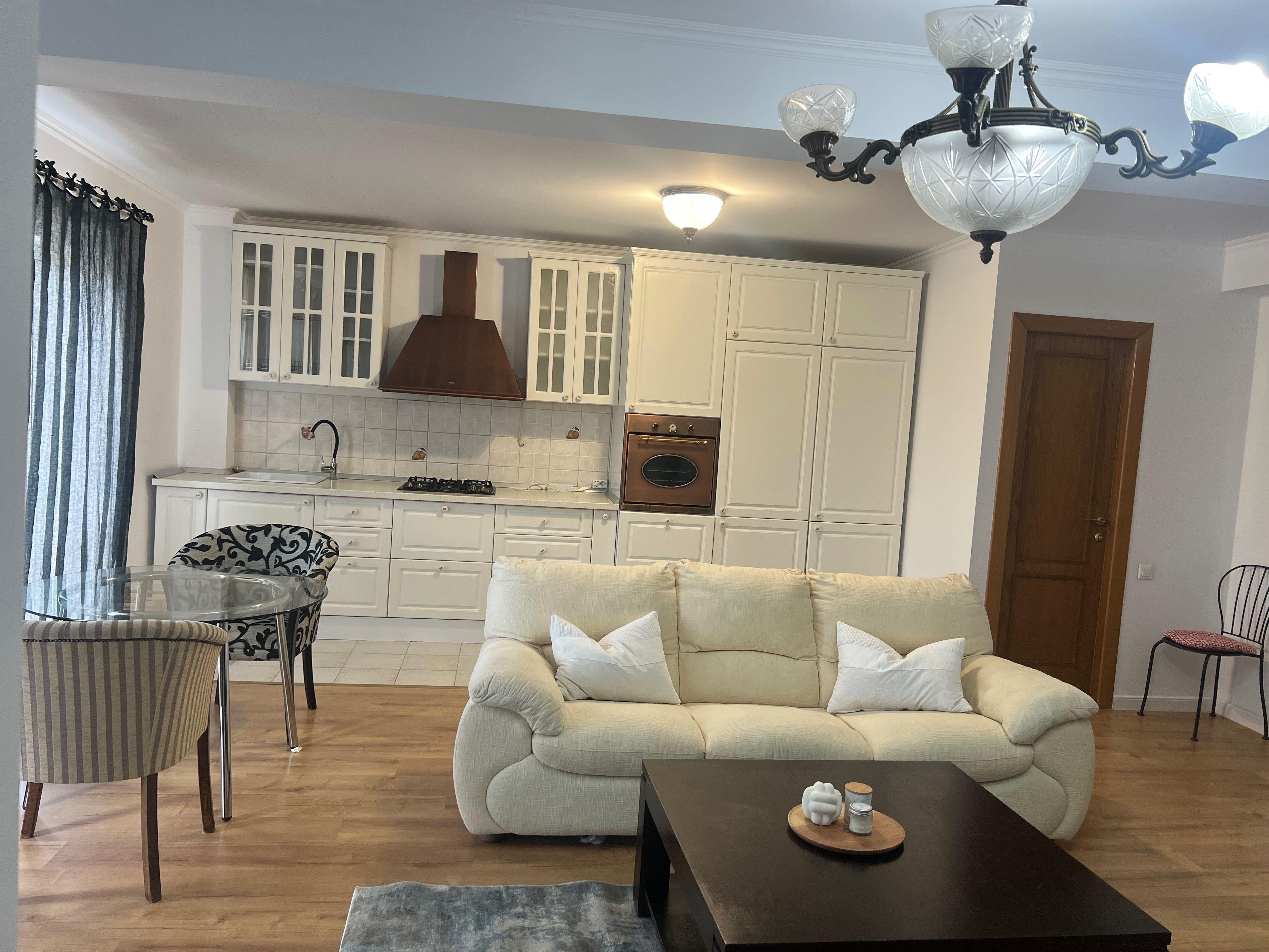 Închiriere apartament 3 camere Otopeni