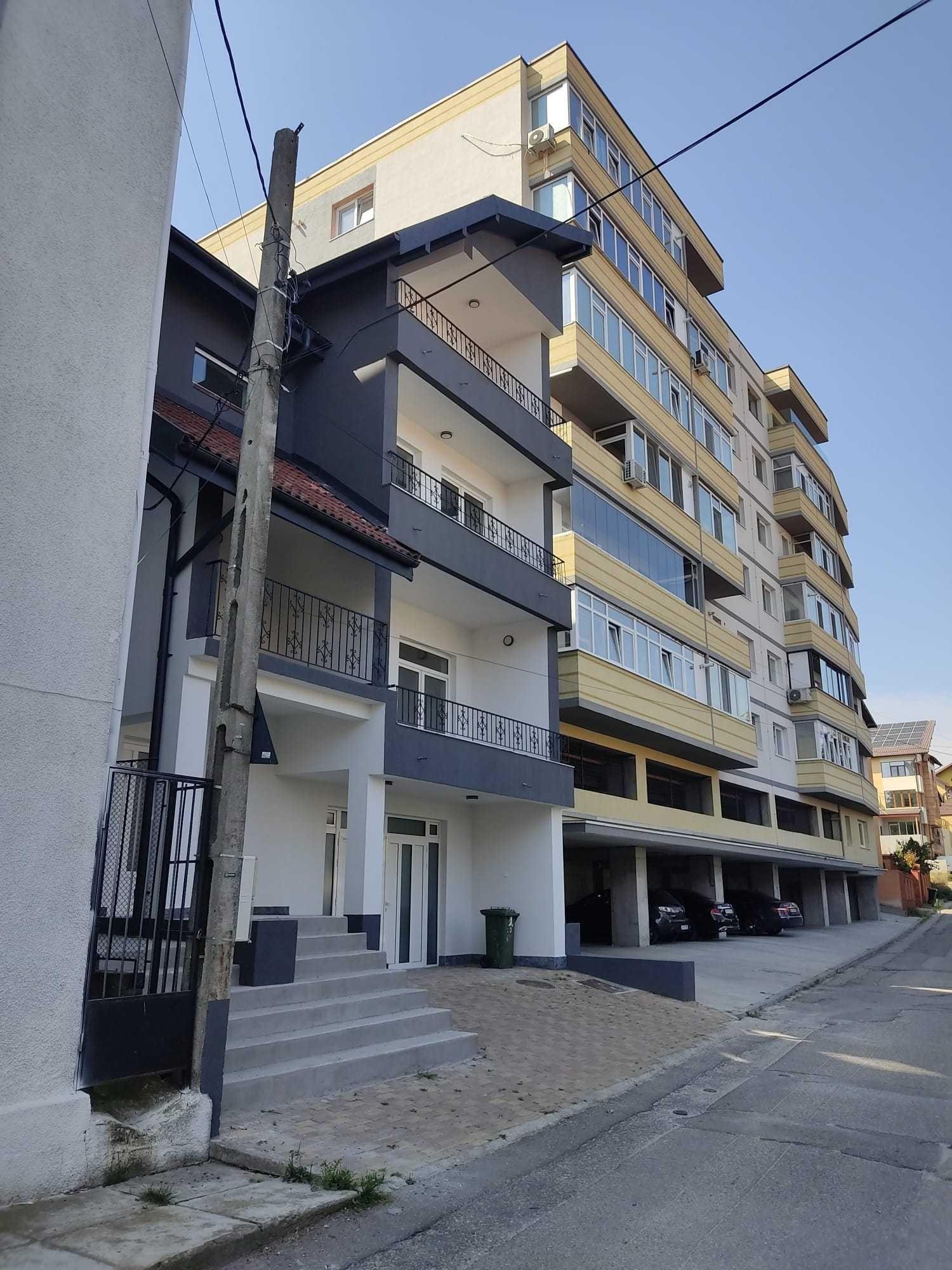 Închiriez casa in Pitești